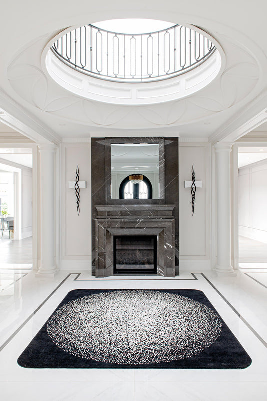 La Perla Foyer